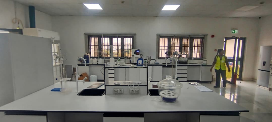 Full Laboratory Set Up