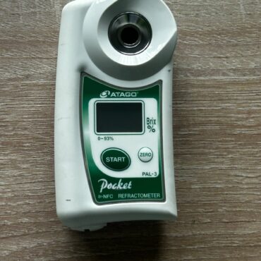 Digital Pocket Brix Refractometer 0-93%